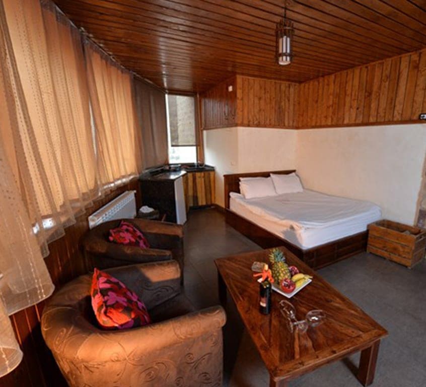 Panoramic Studio with Jacuzzi